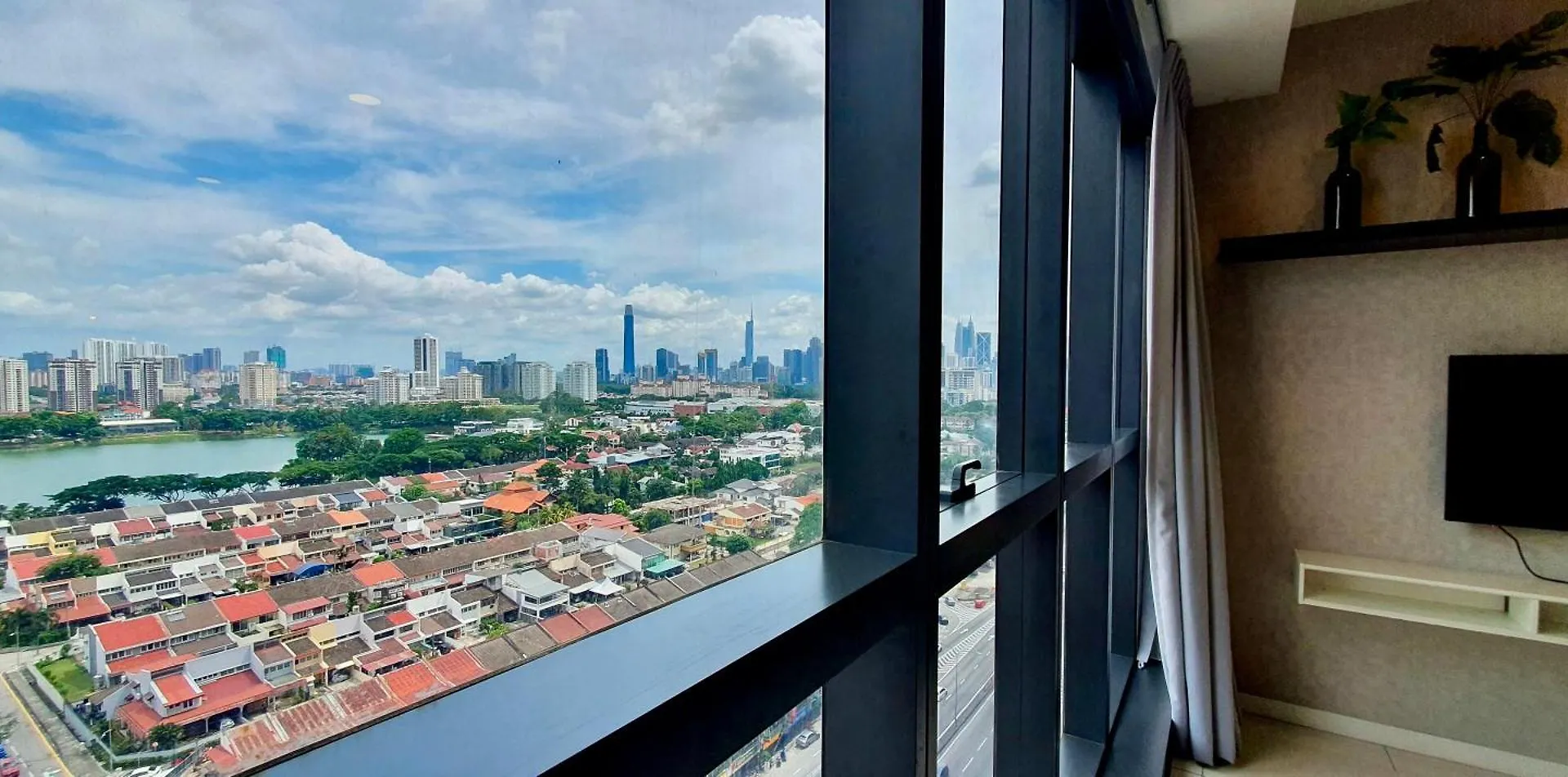 The Elements Condo, Jalan Ampang Kuala Lumpur 0*,